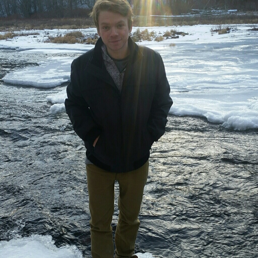 Meet your Posher, Brandon - Picture 4 of 4
